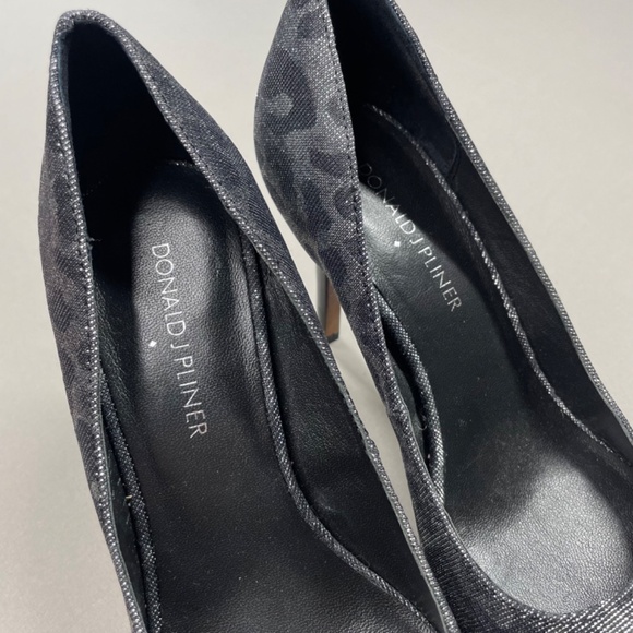NEW Donald J Pliner Heels Womens 7 black gray animal print elli pumps designer - Picture 6 of 13